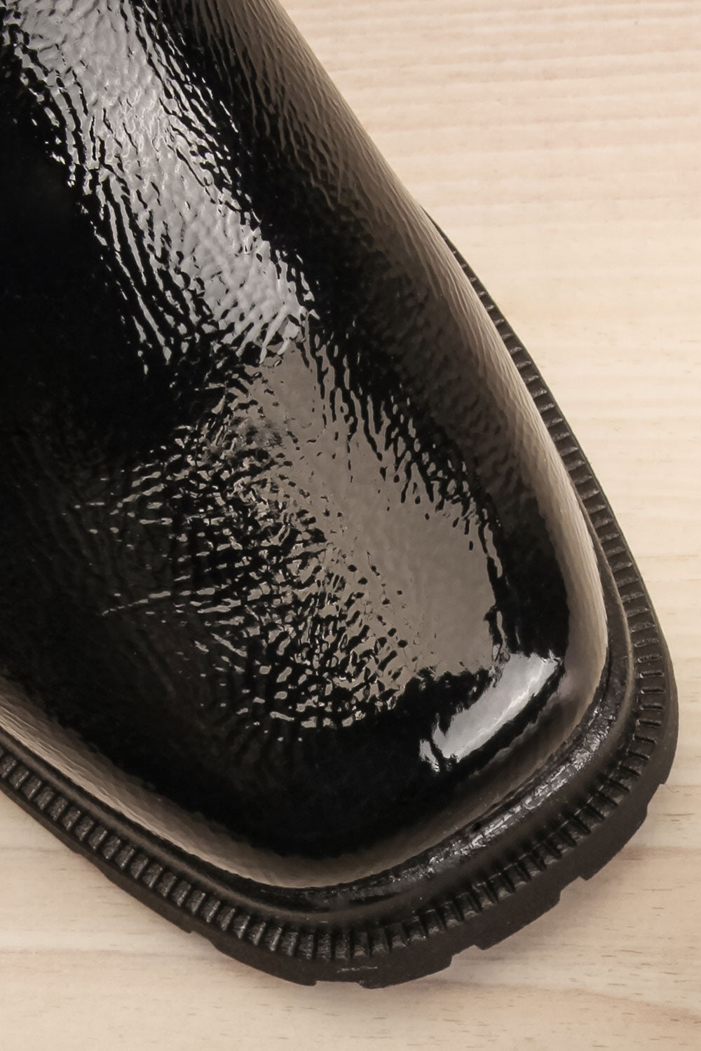 Westie Black Platform Heeled Boots | La petite garçonne flat close-up