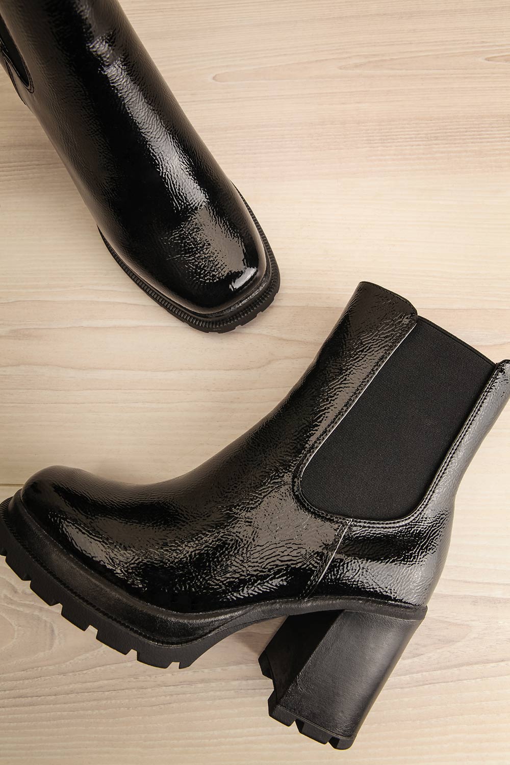 Westie Black Platform Heeled Boots | La petite garçonne flat view