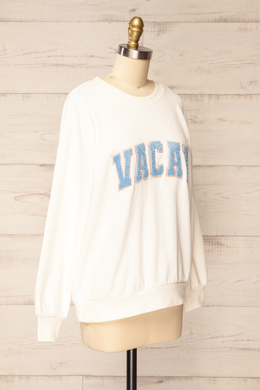 Wrenley Embroidered White Crewneck | La petite garçonne side view