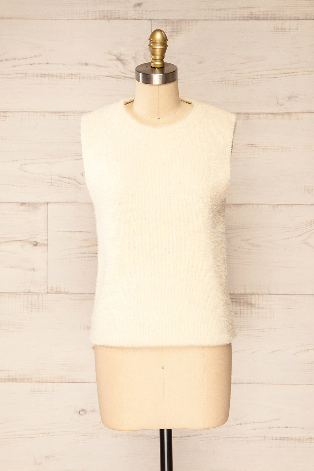 Yerevan Cream Sleeveless Knit Sweater Vest | La petite garçonne front view