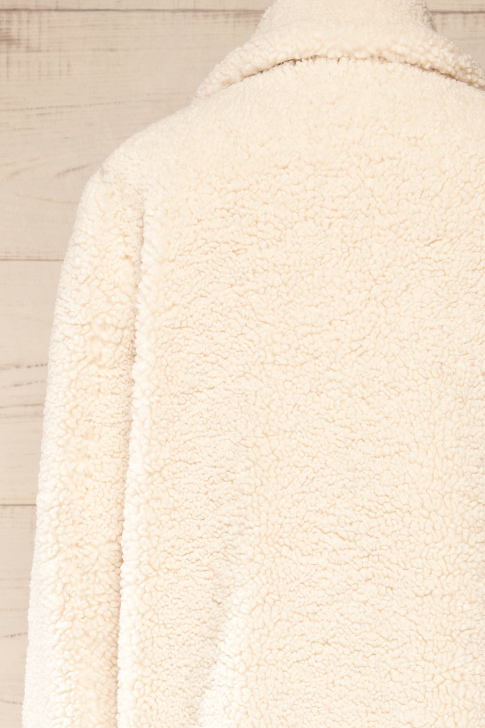 Zaria Long Ivory Sherpa Coat | La petite garçonne back close-up