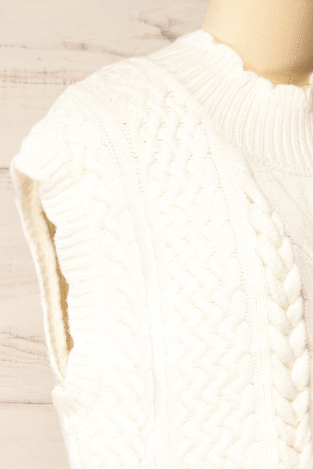 Zenon White Sleeveless Cable Knit Vest | La petite garçonne side