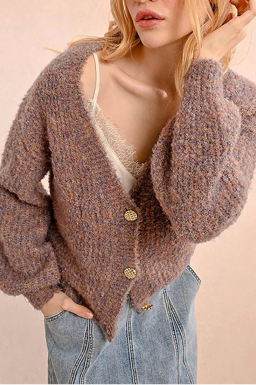 Zuper Mauve Fuzzy Cardigan | La petite garçonne on model close-up