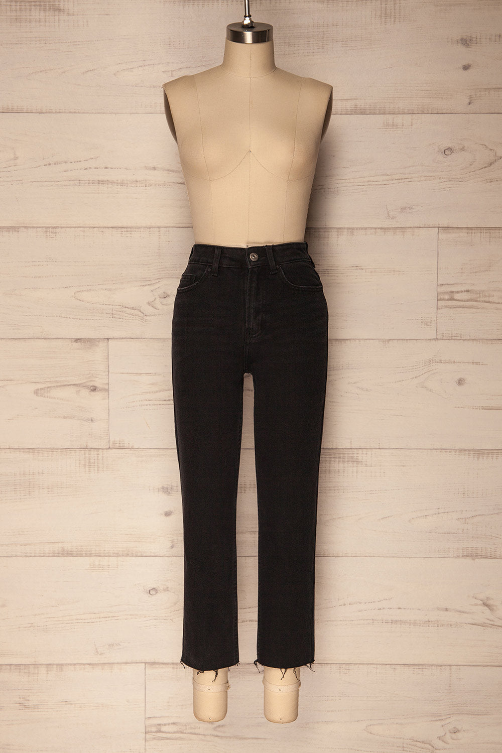 Acosse Black Cropped Straight Leg Jeans | La Petite Garçonne 1