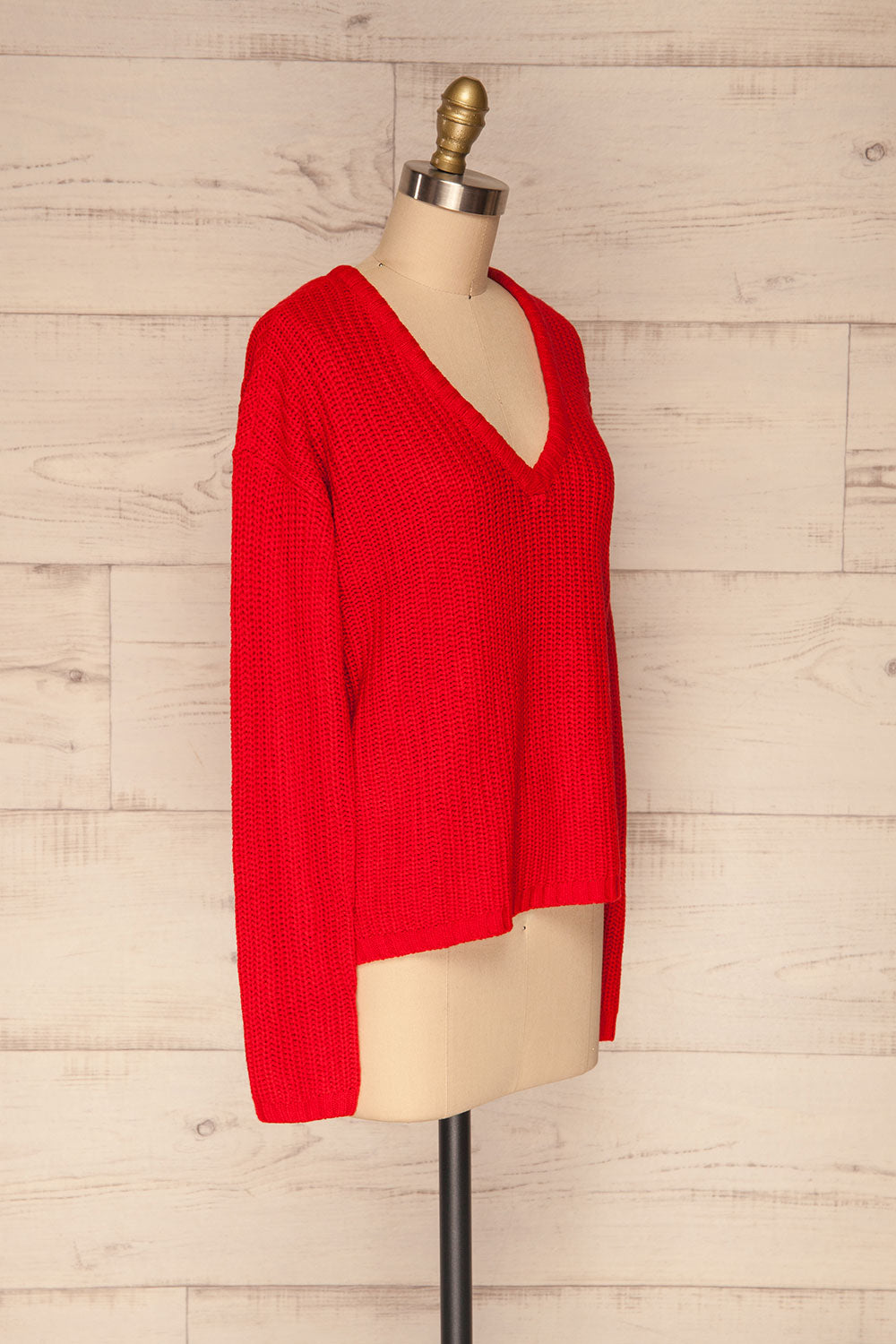 Adrano Cayenne Red V-Neck Knit Sweater | SIDE VIEW | La Petite Garçonne