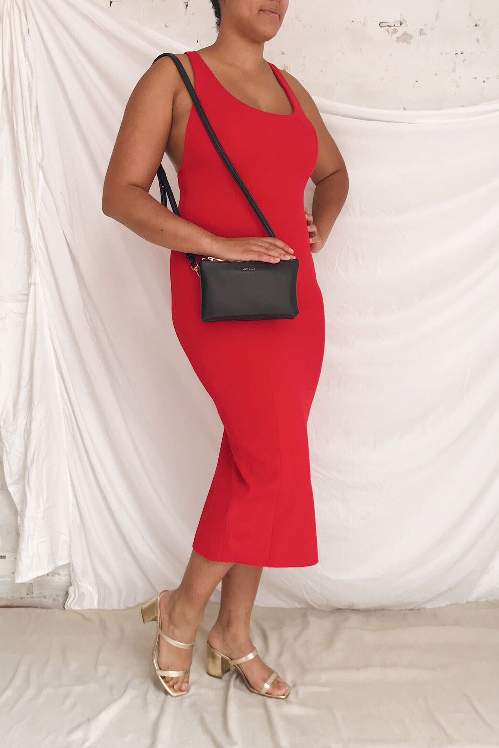 Agnolia Red Cocktail Dress | La petite garçonne model look