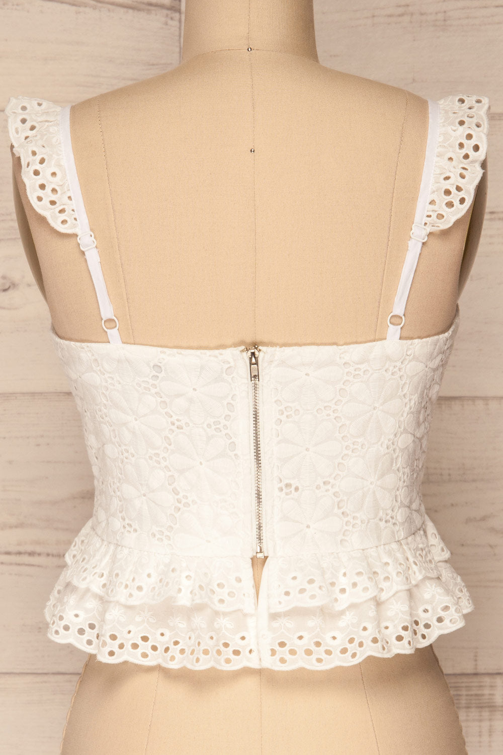 Aguamasa White Lace Ruffled Crop Top | La Petite Garçonne 6