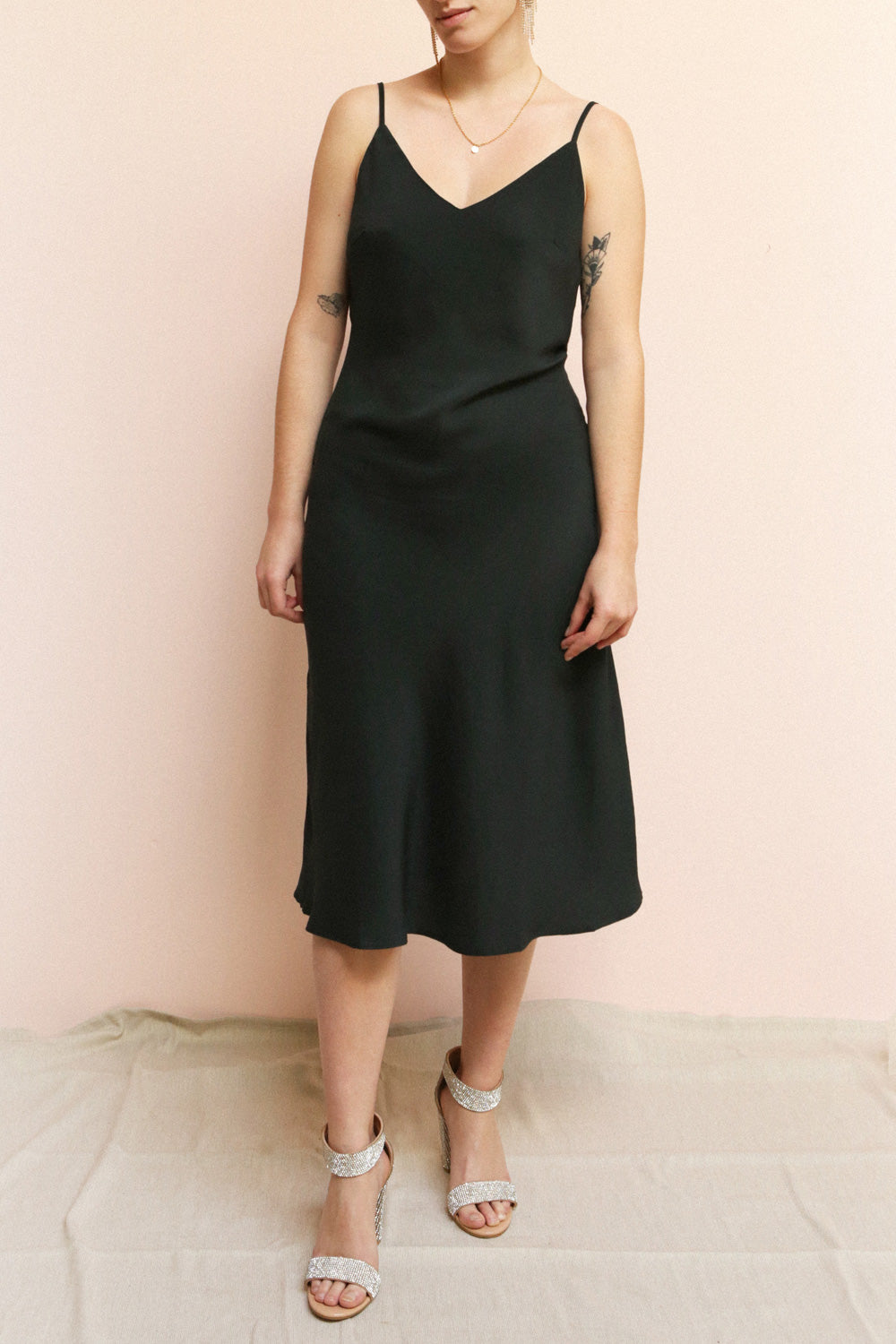 Alcyone Green Silky Dress | Robe Satinée | La Petite Garçonne on model