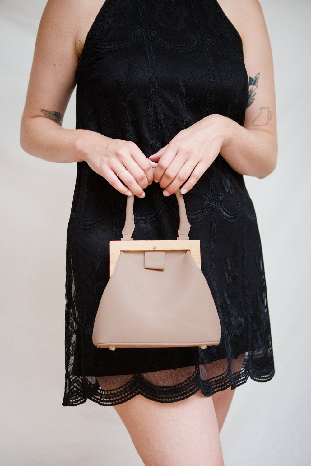 Alpha Ivory Clutch w/ Removable Shoulder Strap | Boutique 1861 model