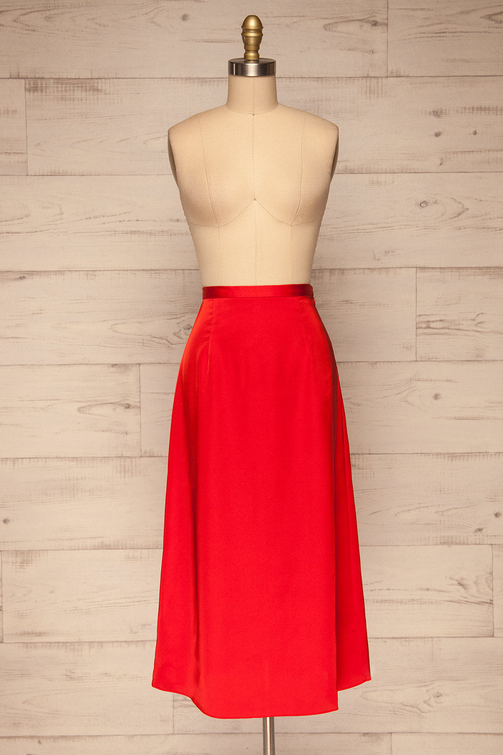 Amiens Red Midi Satin Skirt | Jupe | La Petite Garçonne front view