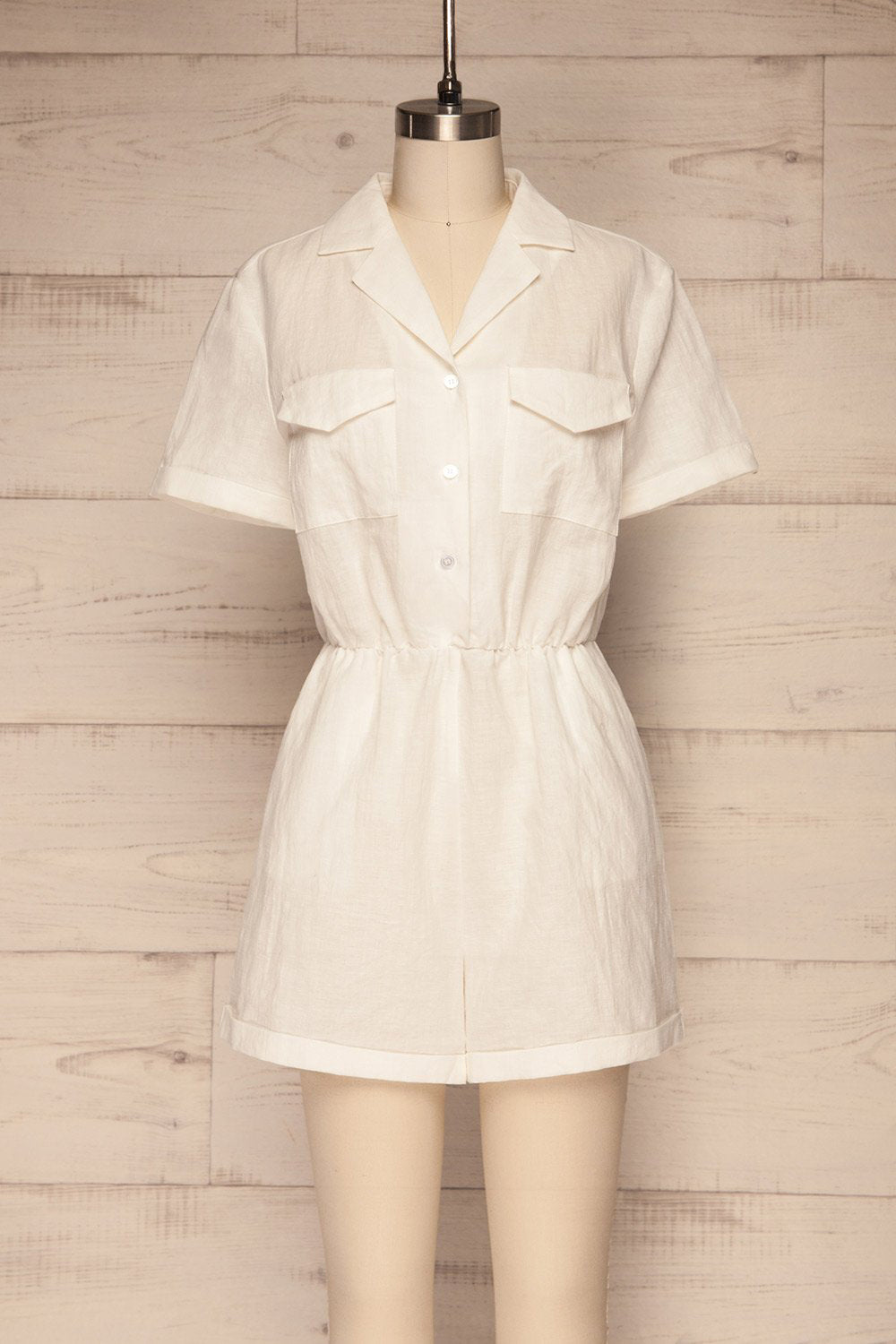 Arahal White Short-Sleeved Linen Romper | La petite garçonne