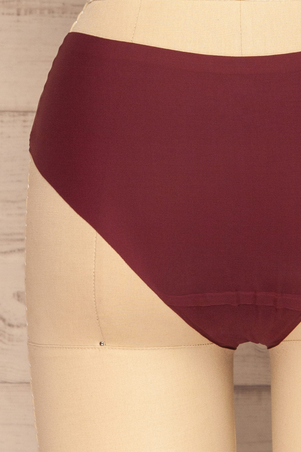 Astris Burgundy Seamless Underwear | La petite garçonne back close-up