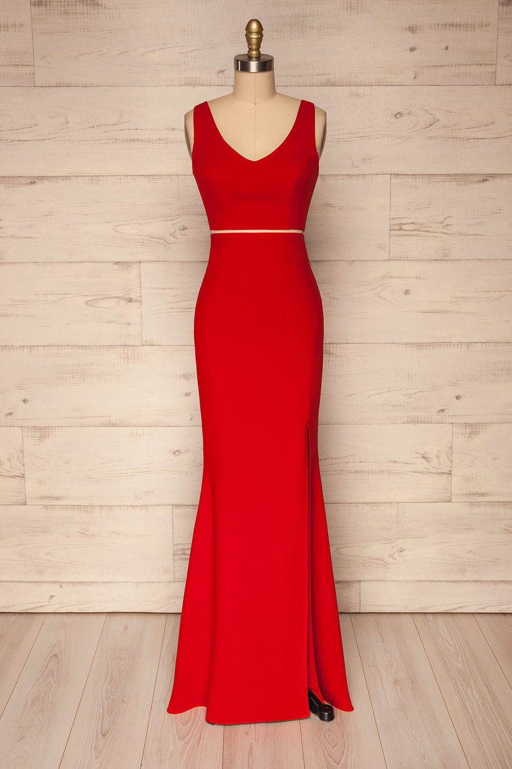 Athenia Red Top & Skirt Set | La petite garçonne front