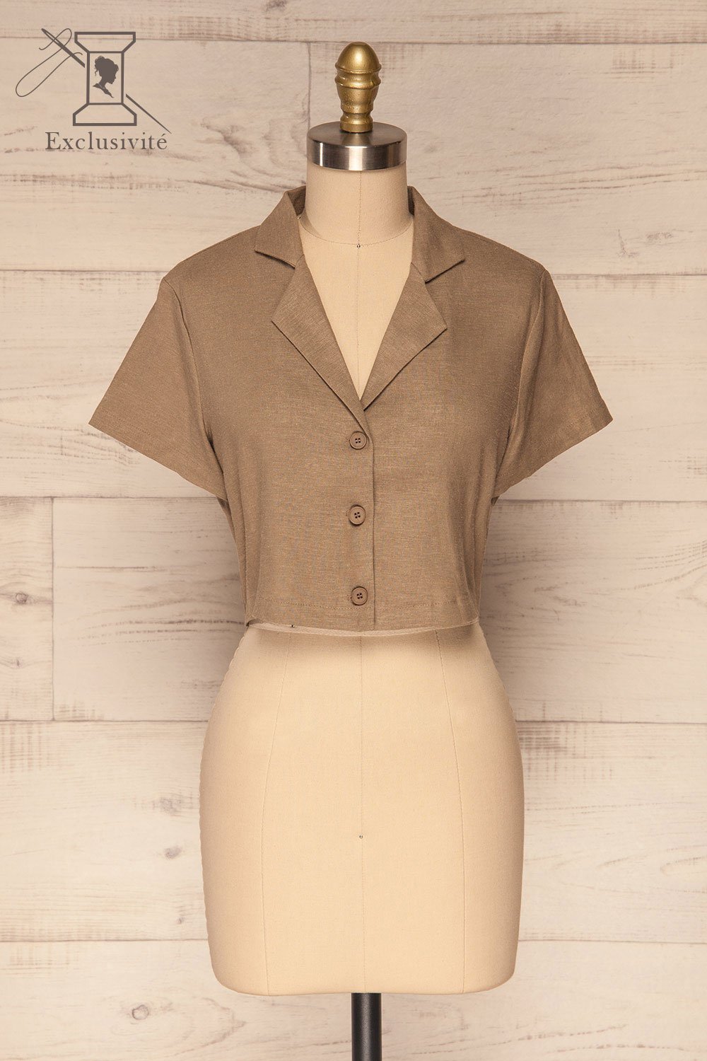 Azuay Taupe Button-Up Crop Top w Shirt Collar | La Petite Garçonne plus