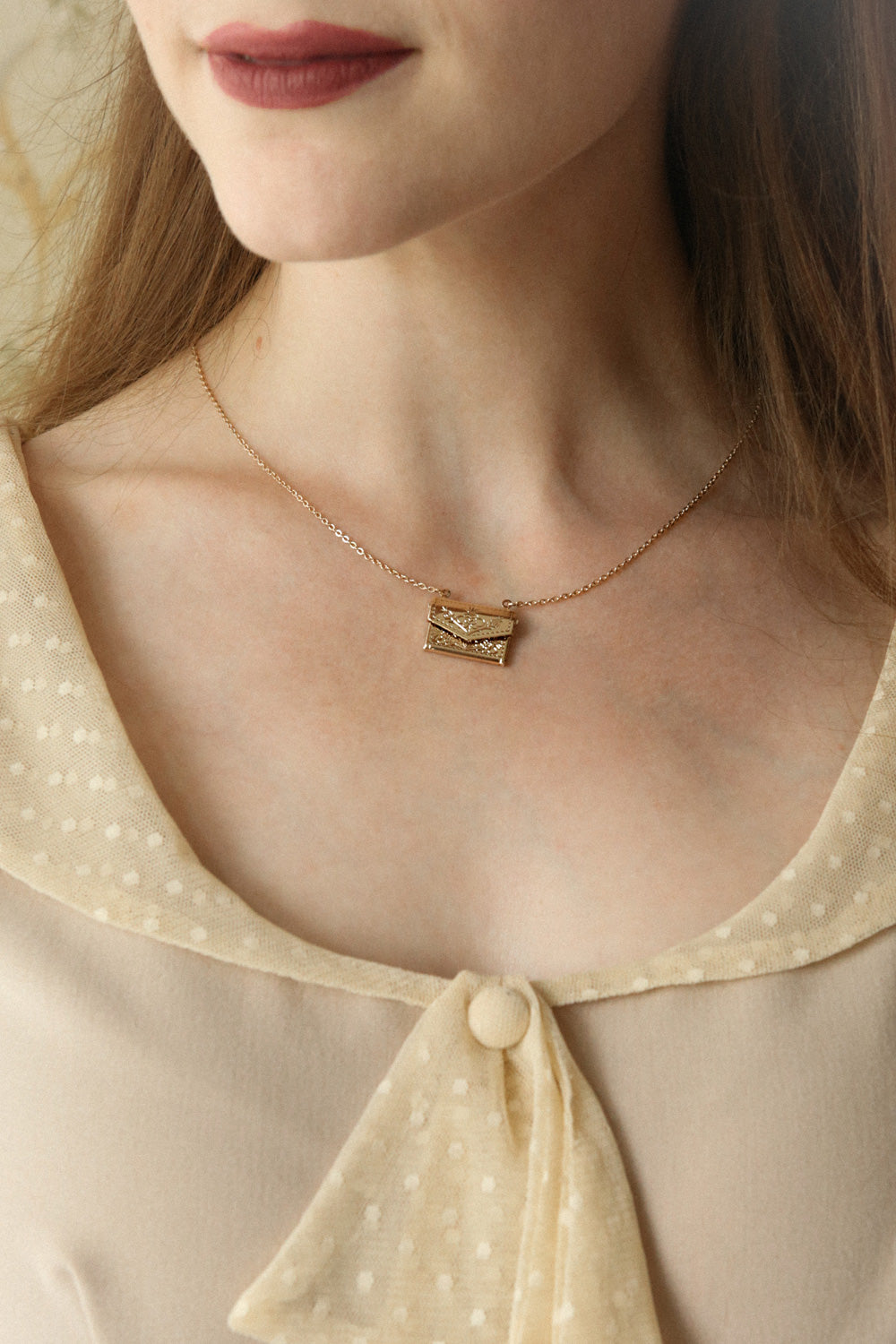 Benefio Argent Silvery Necklace with Purse Pendant | Boutique 1861 on model