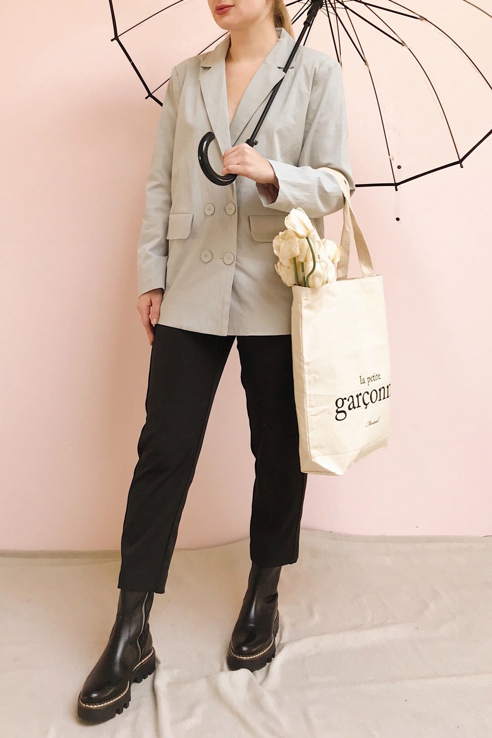 Issie Pepper Black Straight Leg Pants | La petite garçonne model look 1