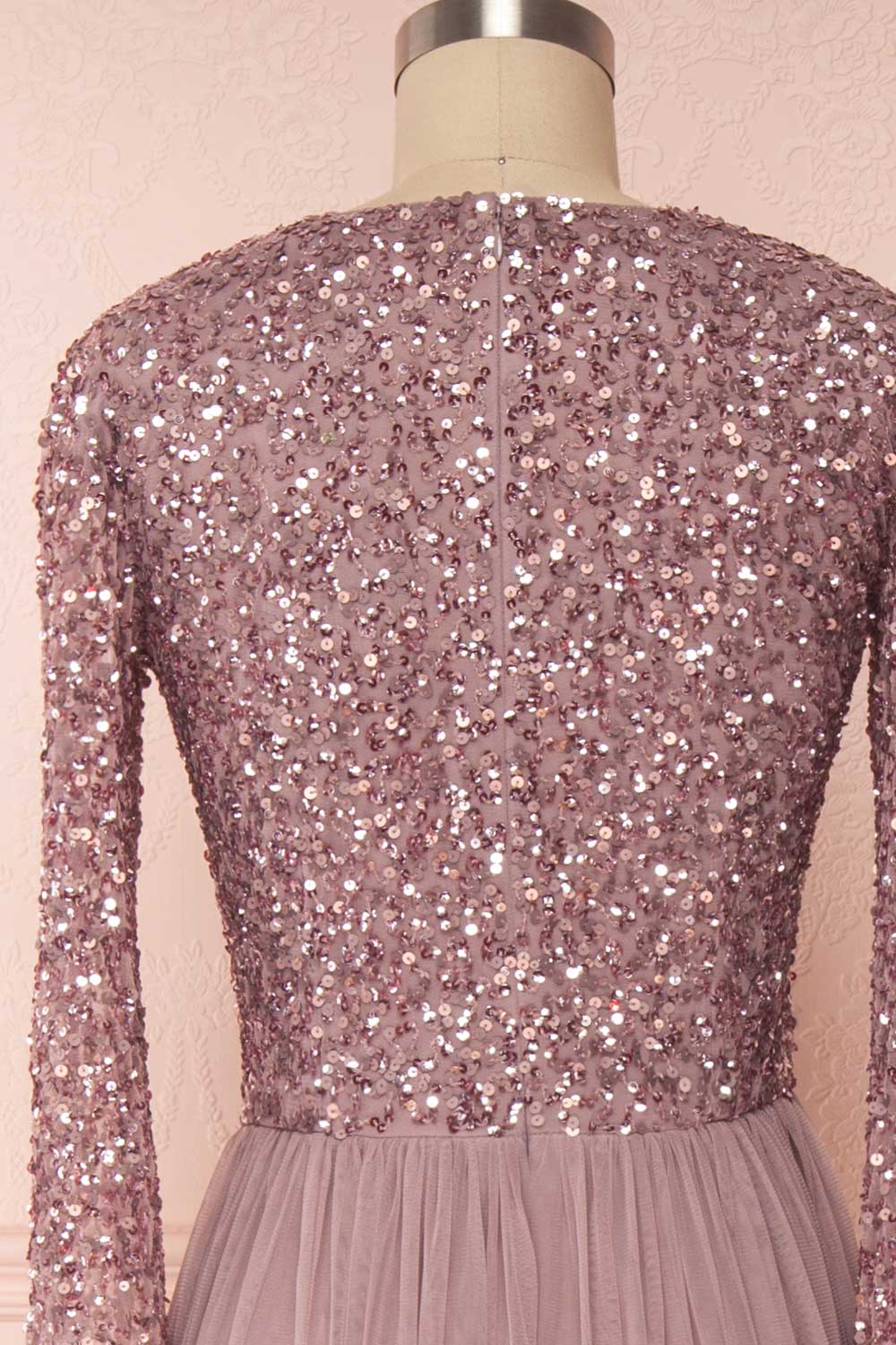 Brielle Lilac Sequin Flare Gown | Robe longue back close up | Boutique 1861