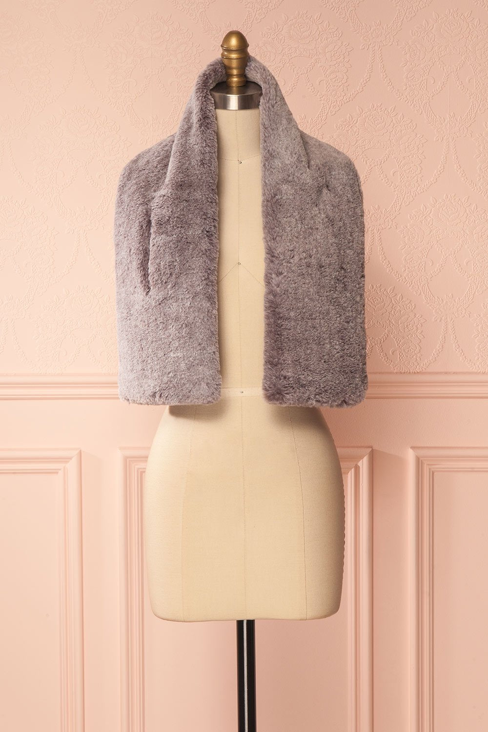 Calor Gris Grey Faux-Fur Stole | Boutique 1861 6