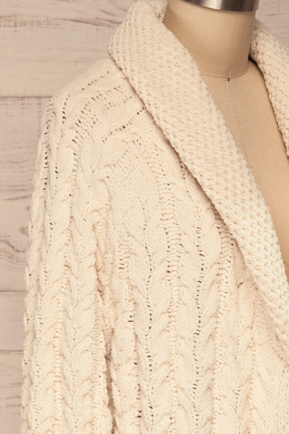 Cangonama Cream Chenille Cardigan | Veste | La Petite Garçonne side close-up