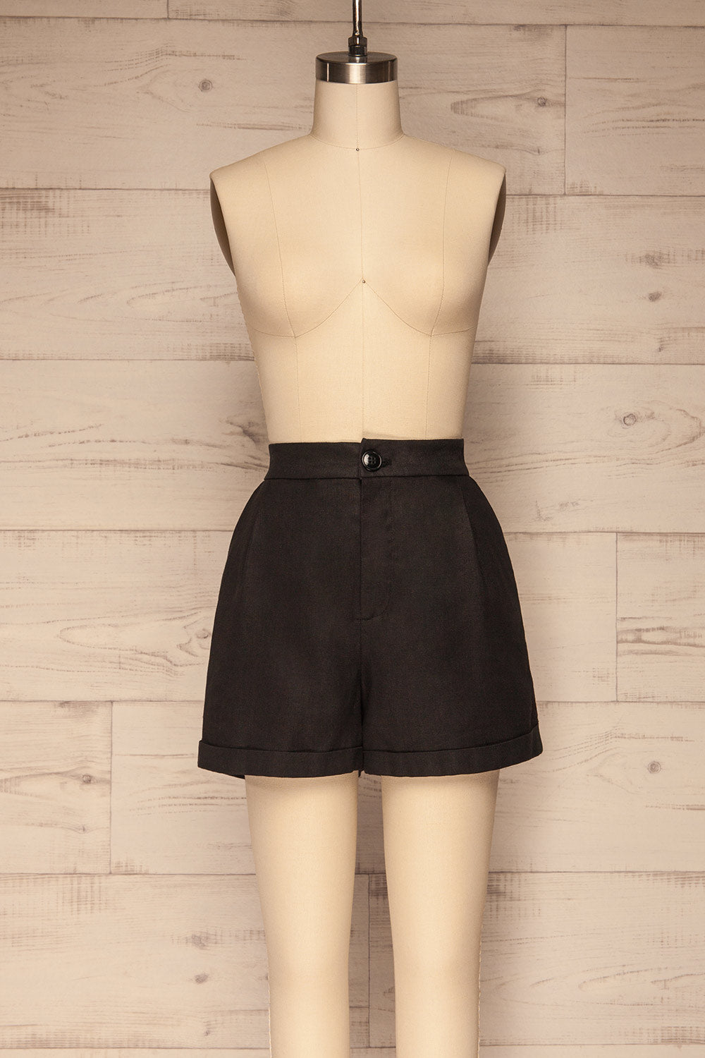 Capzol Pepper Black High Waist Shorts | La petite garçonne front view