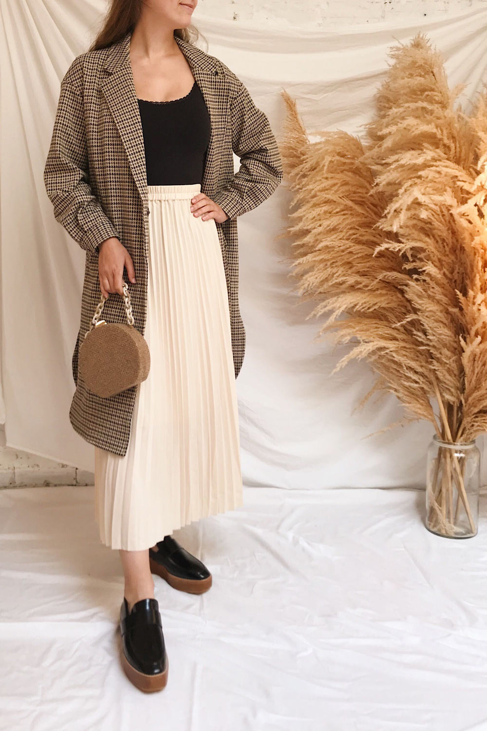 Spaewife White Chiffon Pleated Midi Skirt | Boutique 1861 model look