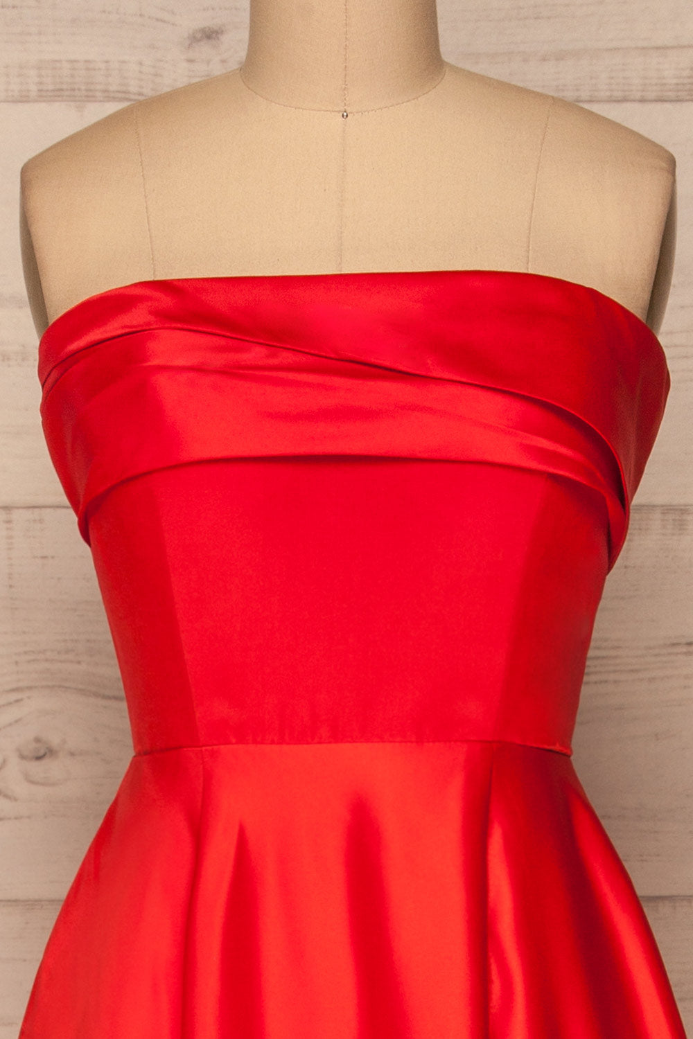 Cormeilles Red Satin Bustier Gown | La petite garçonne front close-up