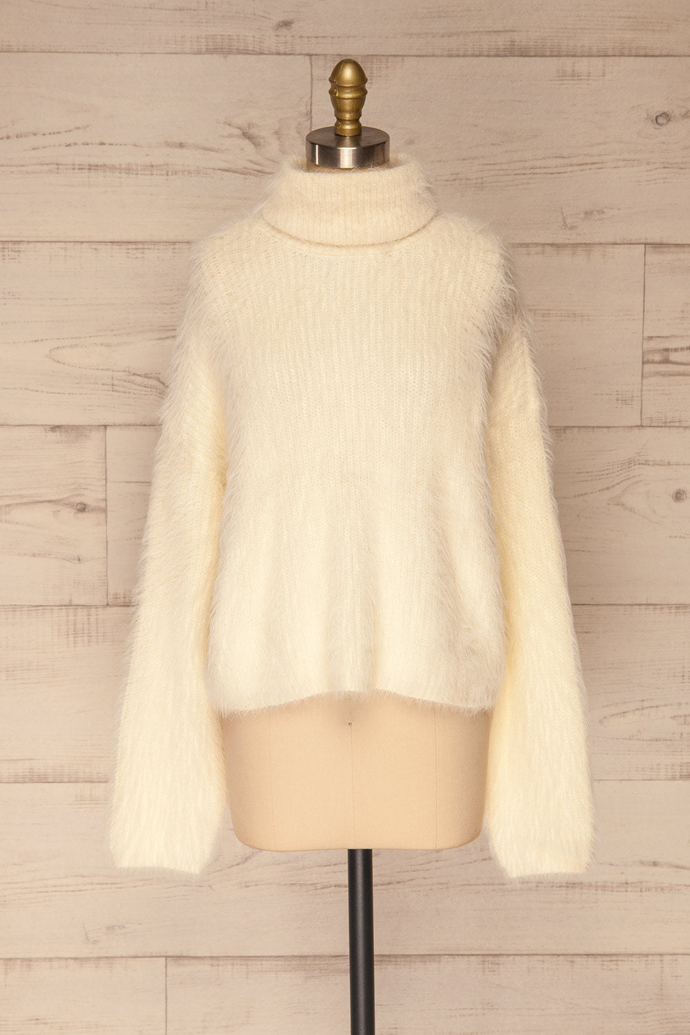 Dassel Ivory Fuzzy Turtleneck Top | La petite garçonne front view