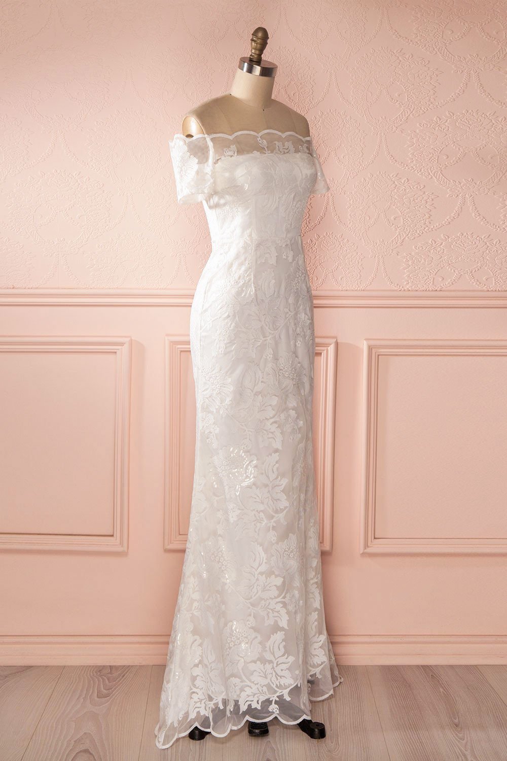 Dolenda - White sequined lace fitted gown