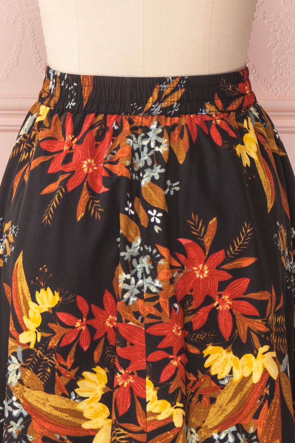 Domy Navy Blue Floral A-Line Midi Skirt | Boutique 1861 6