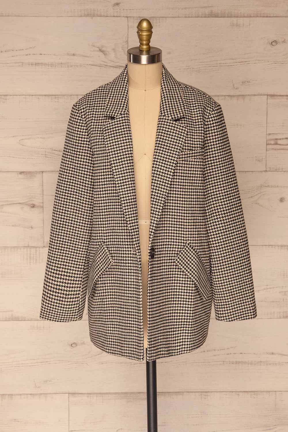 Drawno Black & White Houndstooth Blazer | La petite garçonne front view open