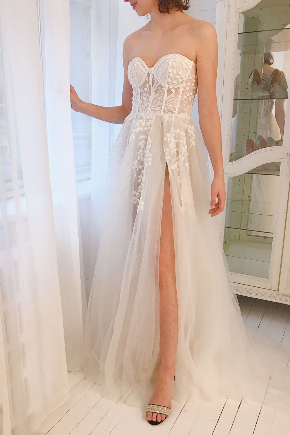 Adrasthee Bustier Tulle Wedding Dress w/ Slit | Boudoir 1861 model