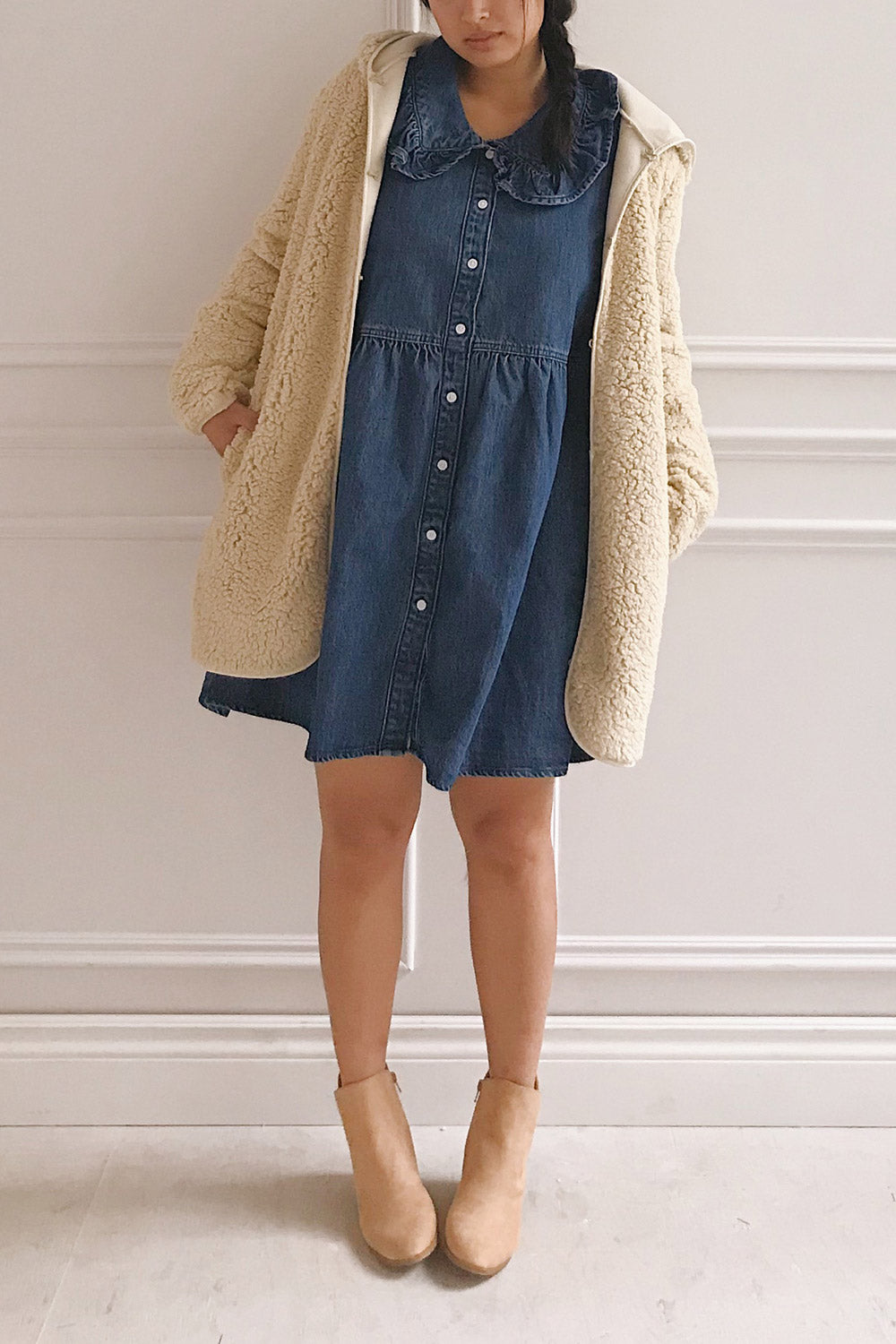 Eidesaetra Long Sleeve Denim Shirt Dress | La petite garçonne model