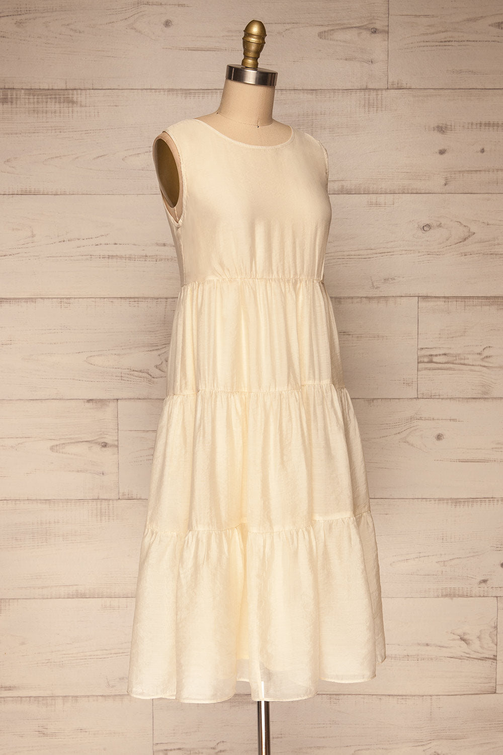 Duleek Off White A-Line Midi Dress side view | La petite garçonne