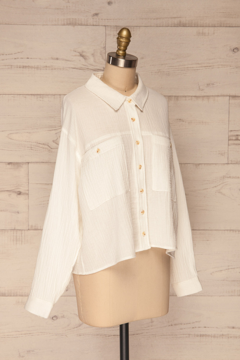 Eggesvik White Textured Button-Up Shirt | La petite garçonne side view