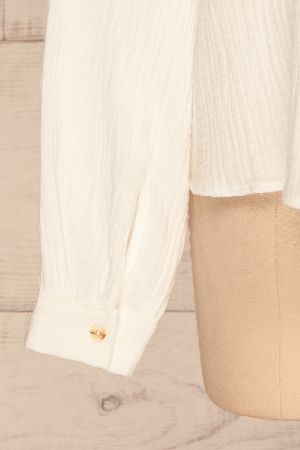 Eggesvik White Textured Button-Up Shirt | La petite garçonne sleeve