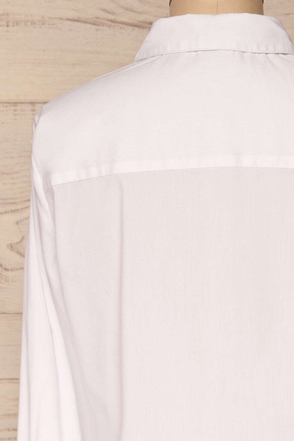Eggodden Blanc White Long Sleeved Shirt | La Petite Garçonne back close up