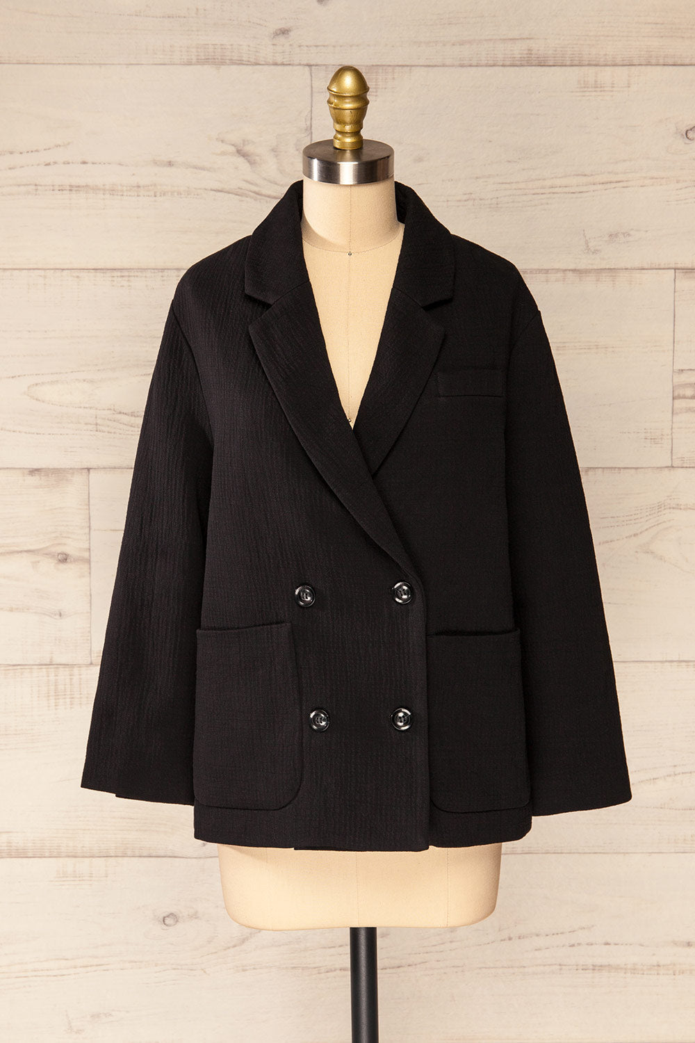 Eireine Black Oversized Blazer w/ Pockets | La petite garçonne front view