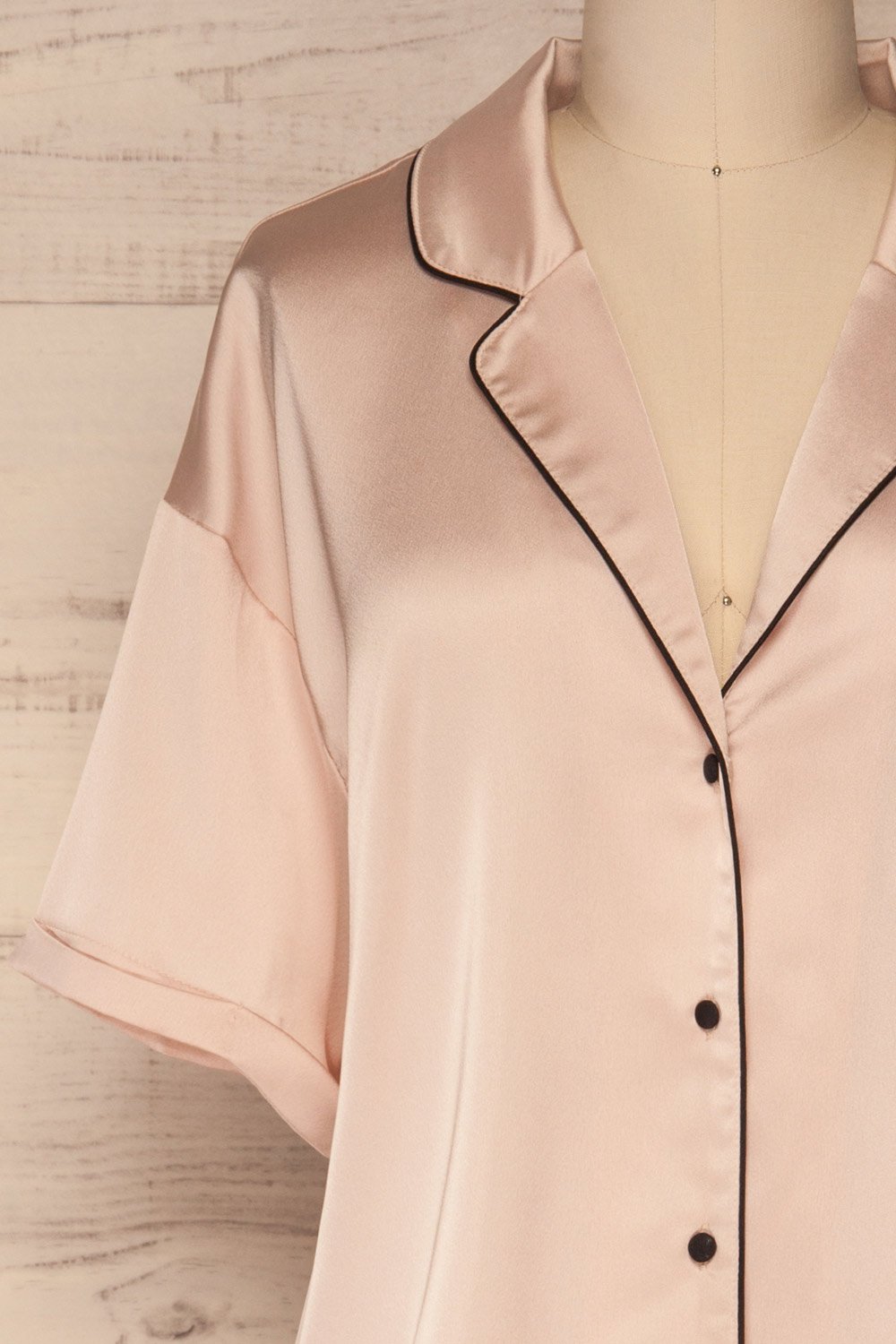 Ensemble Aquilae Pink PJ Set front close up | La Petite Garçonne Chpt. 2