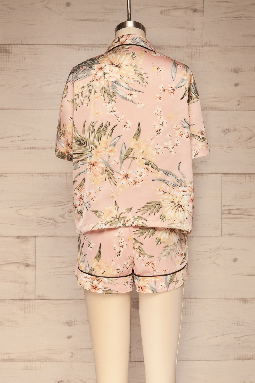 Ensemble Ixchel Pink Floral Print PJ Set | La petite garçonne back view