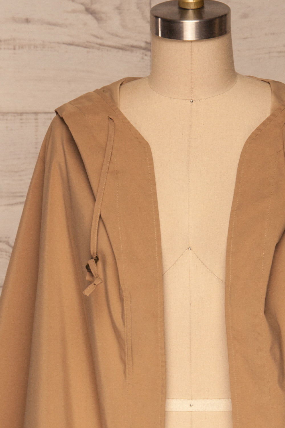 Erfurt Khaki Matte Raincoat front open close up | La petite garçonne