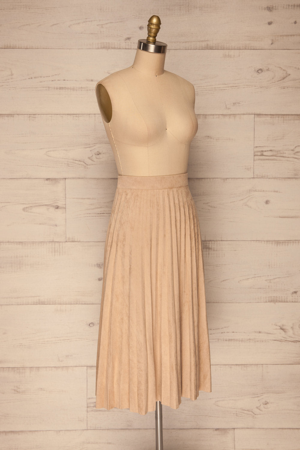 Fagerhaug Beige Pleated Midi Skirt | La petite garçonne side view