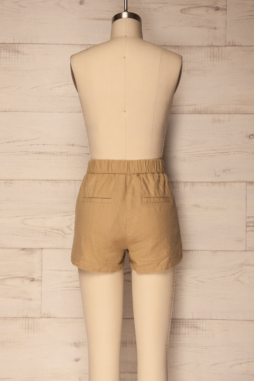 Faliro Sand Beige Linen Shorts | La Petite Garçonne