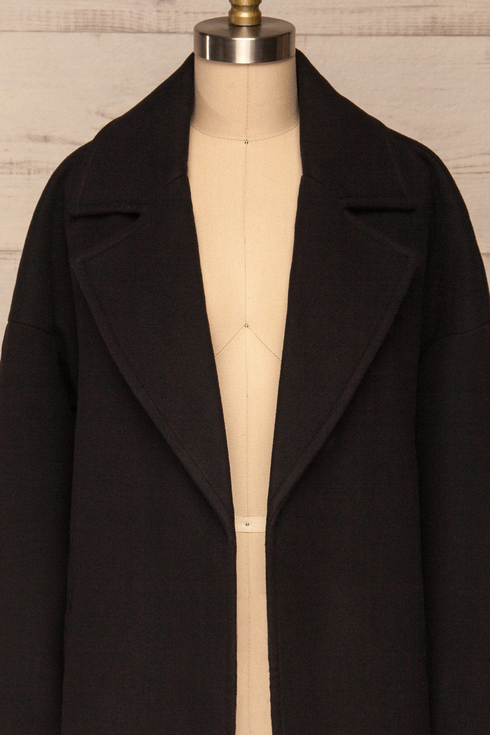 Gabrovo Black Felt Trench Coat w/ Pockets | La Petite Garçonne front close-up open