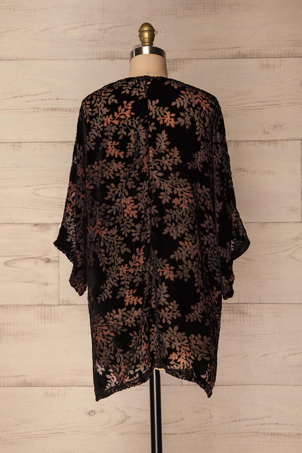 Gaivola Black Floral Velvet Kimono | La Petite Garçonne Chpt. 2 6
