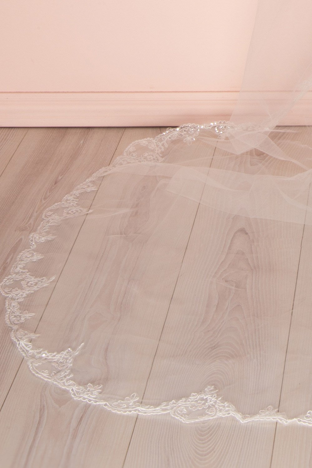 Galéopsis | White Wedding Veil