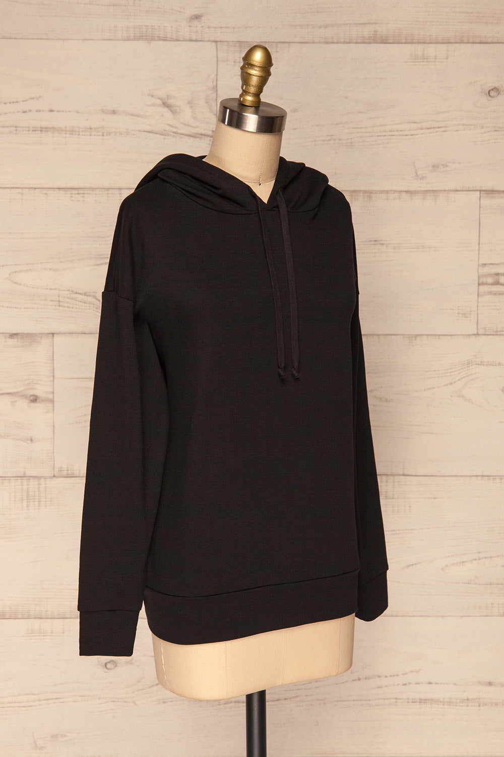 Gorzow Black Hoodie | Haut à Capuchon | La Petite Garçonne side view