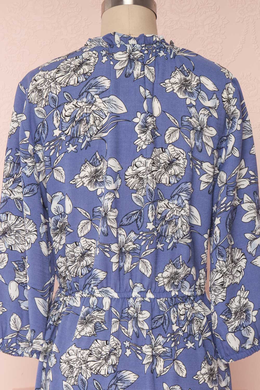 Haydn Light | Robe Bleue Fleurie