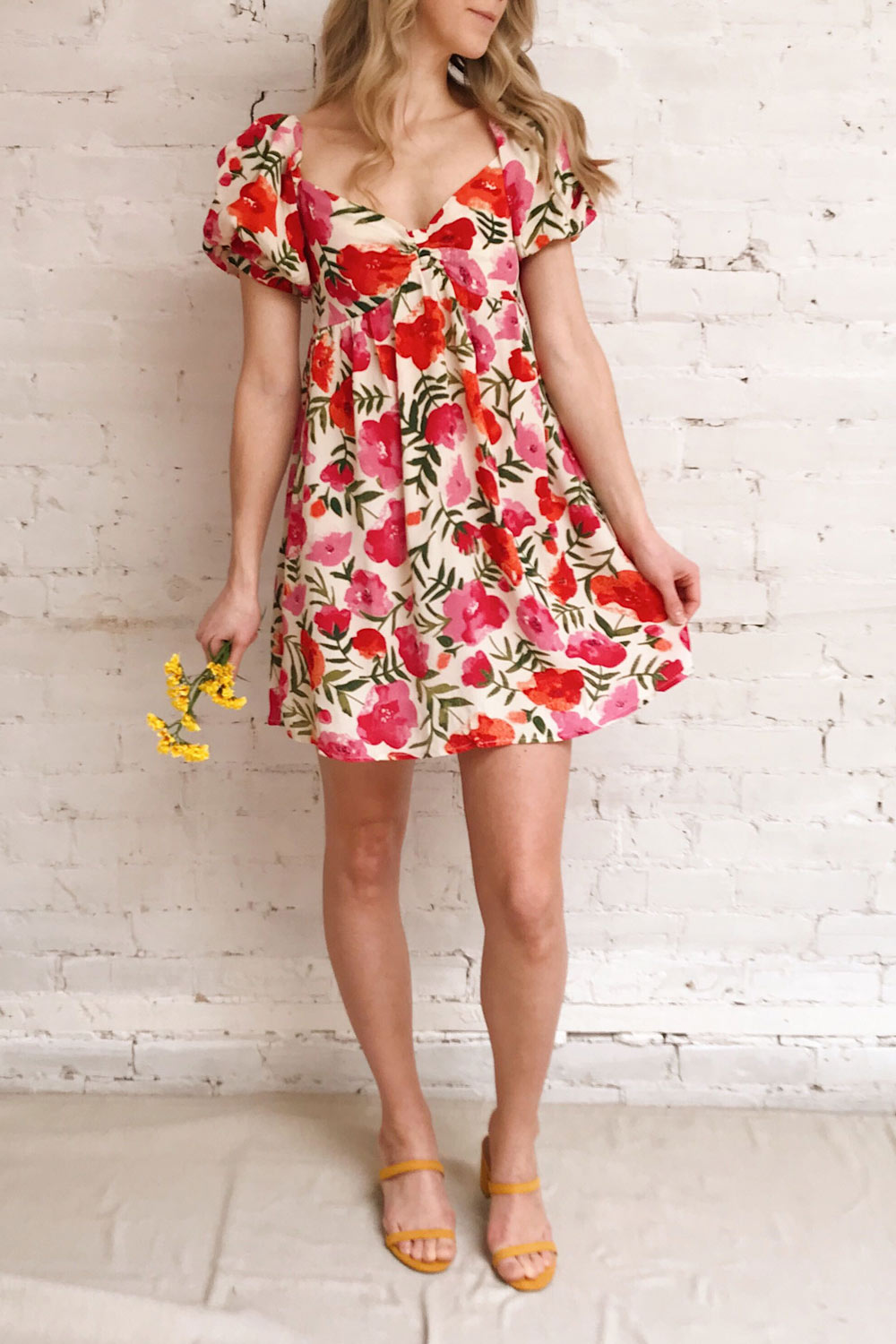 Jagna White Floral Dress w/ Puffy Sleeves | Boutique 1861 model look