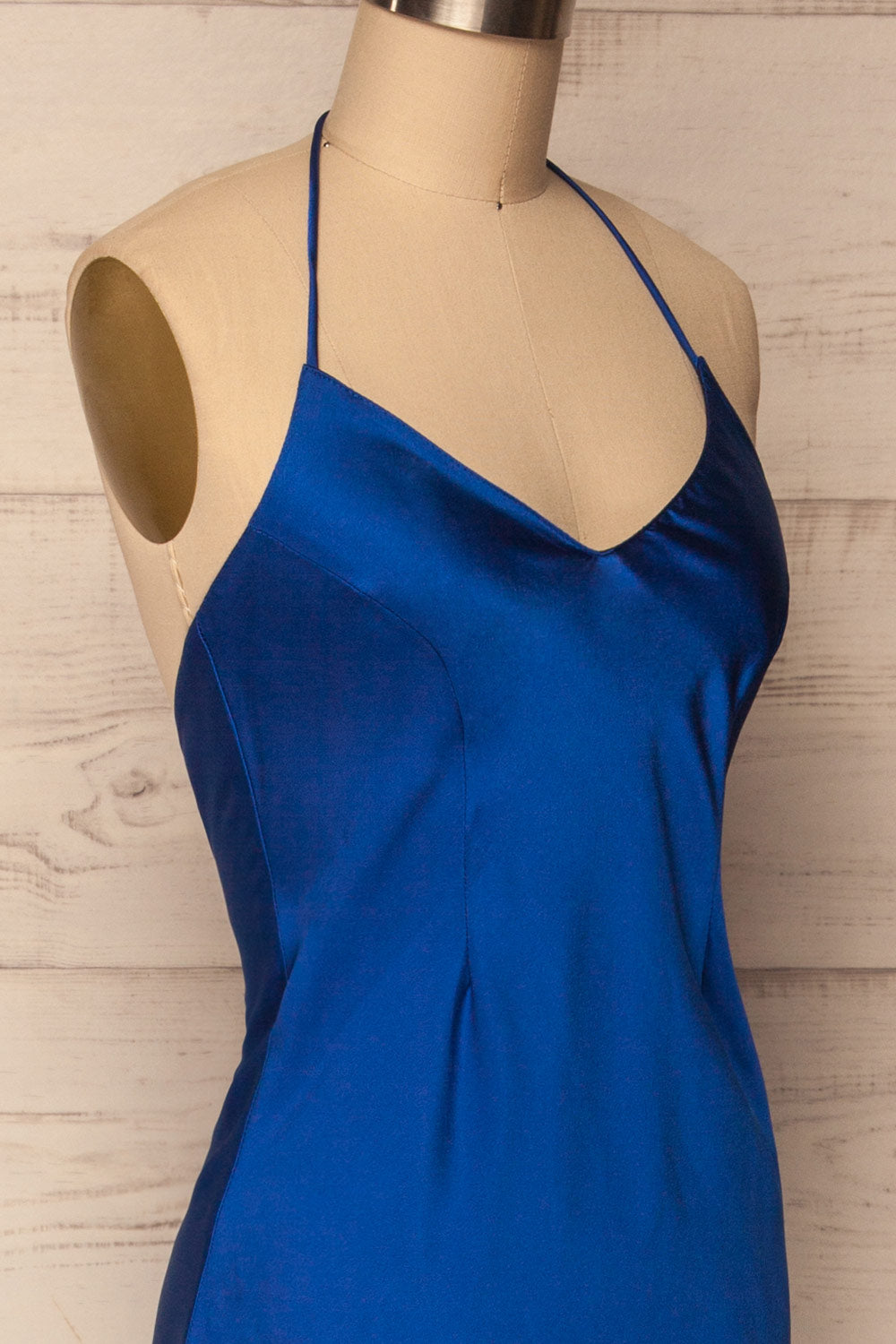 Jude Bleu Royal | Robe Maxi Licou en Satin à Dos Ouvert