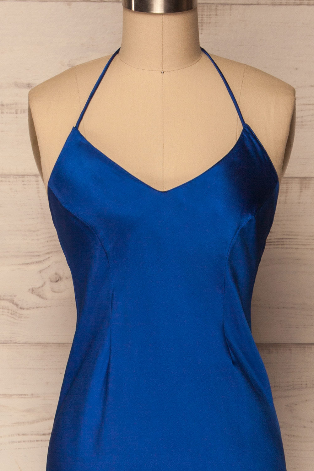 Jude Bleu Royal | Robe Maxi Licou en Satin à Dos Ouvert